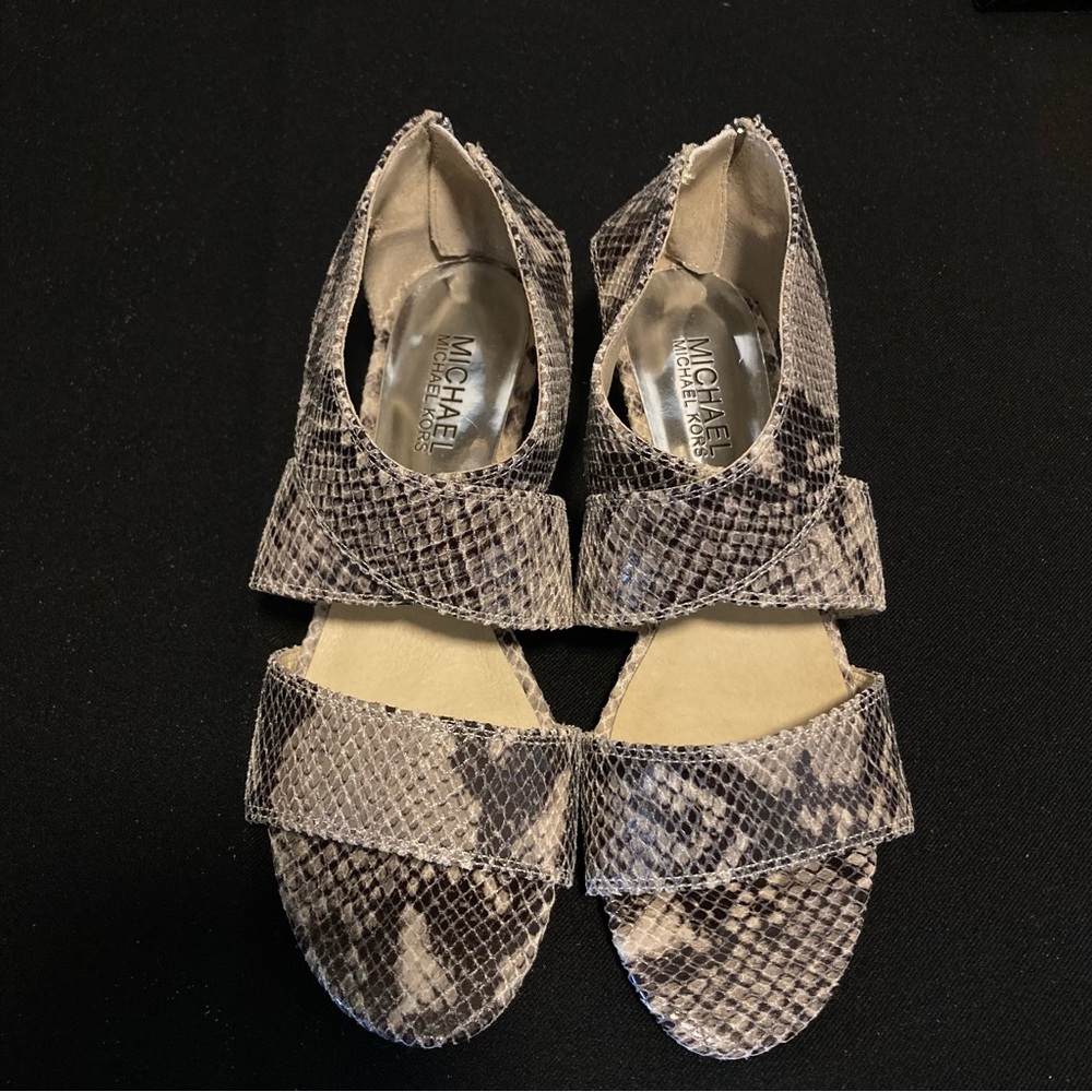 Michael Kors Snakeskin Leather Short Wedge sandals, Size 7.5. Like new. - Picture 2 of 12